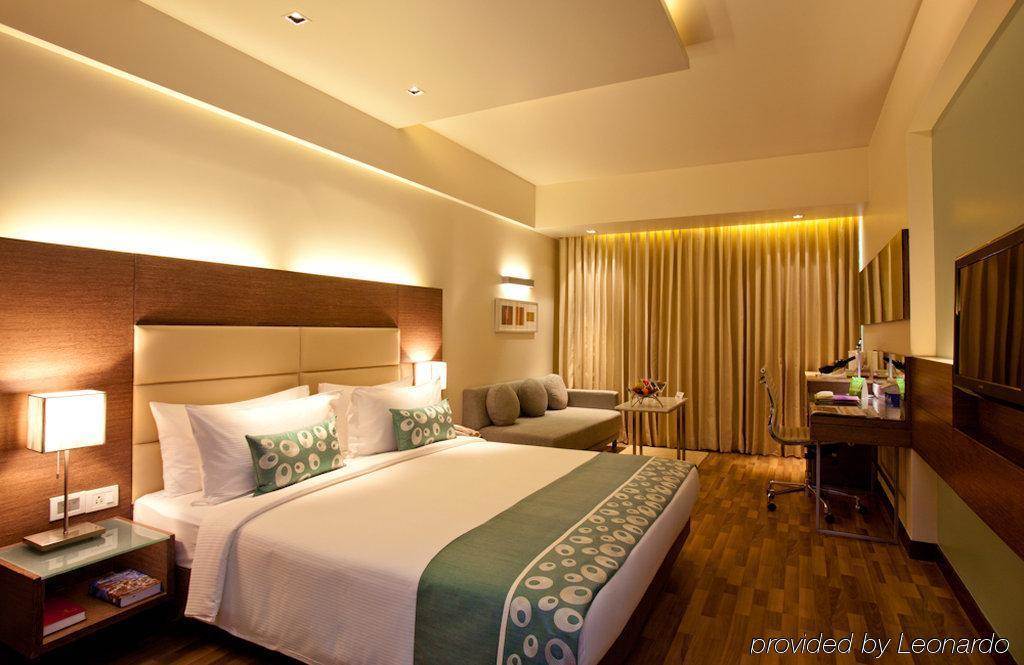The Raintree, Anna Salai Hotel Chennai Room photo